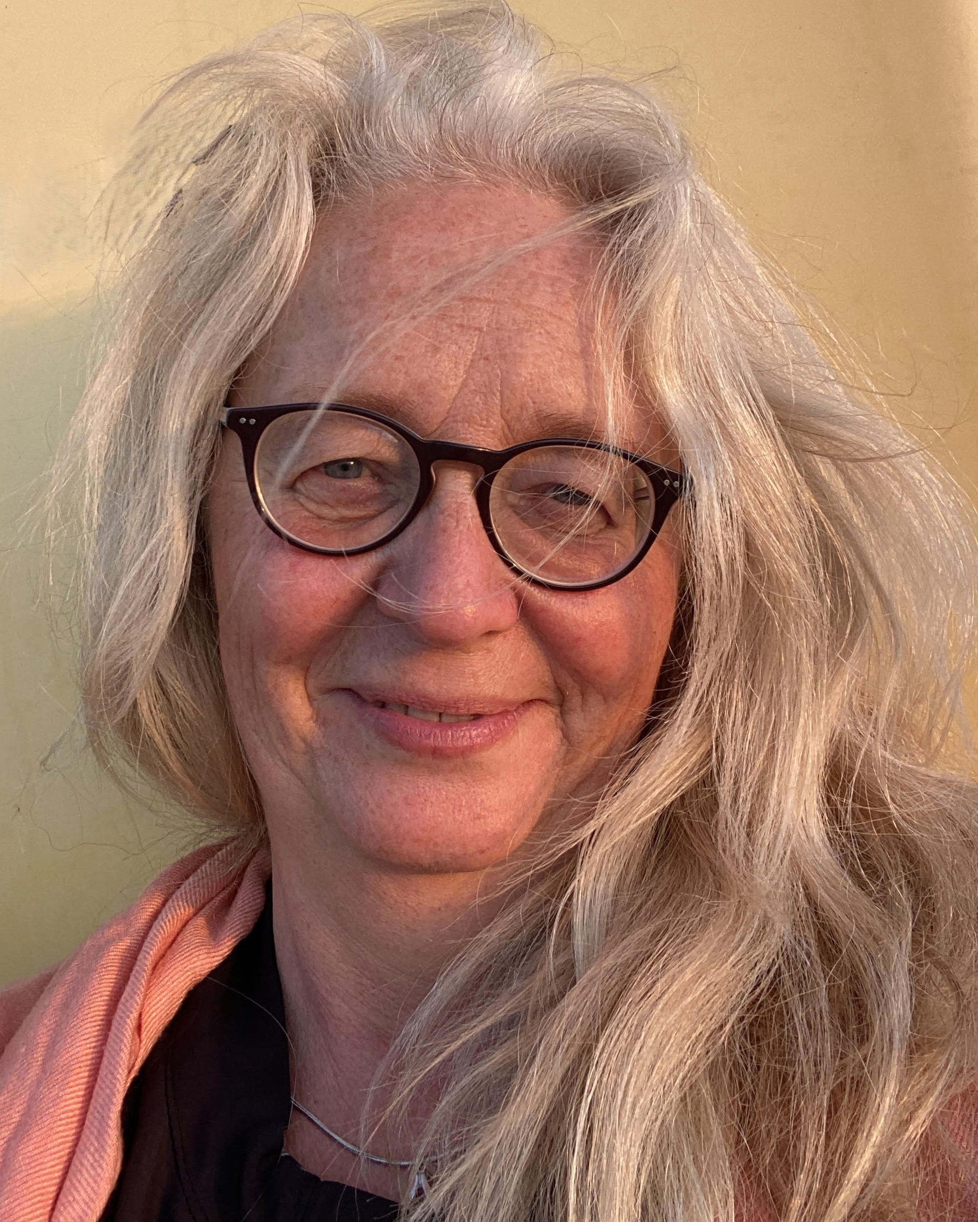 Christiane Lipus-Heinemann – Ihre Ansprechpartnerin
